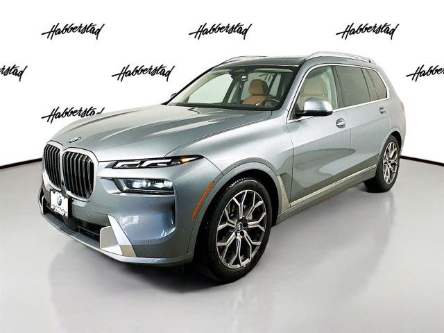 2023 BMW X7
