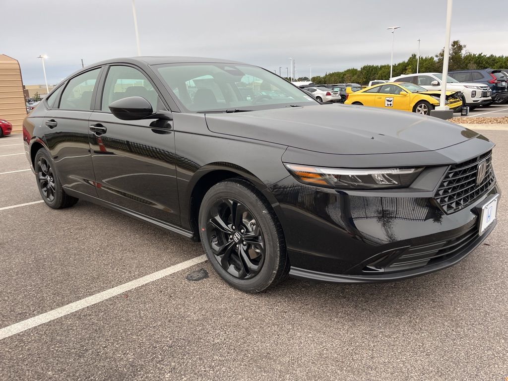 2025 Honda Accord 1.5T SE photo 2