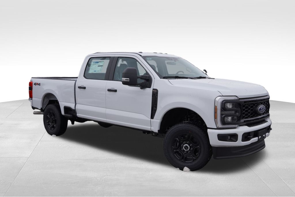 2026 Ford F-350 Super Duty XL's photo