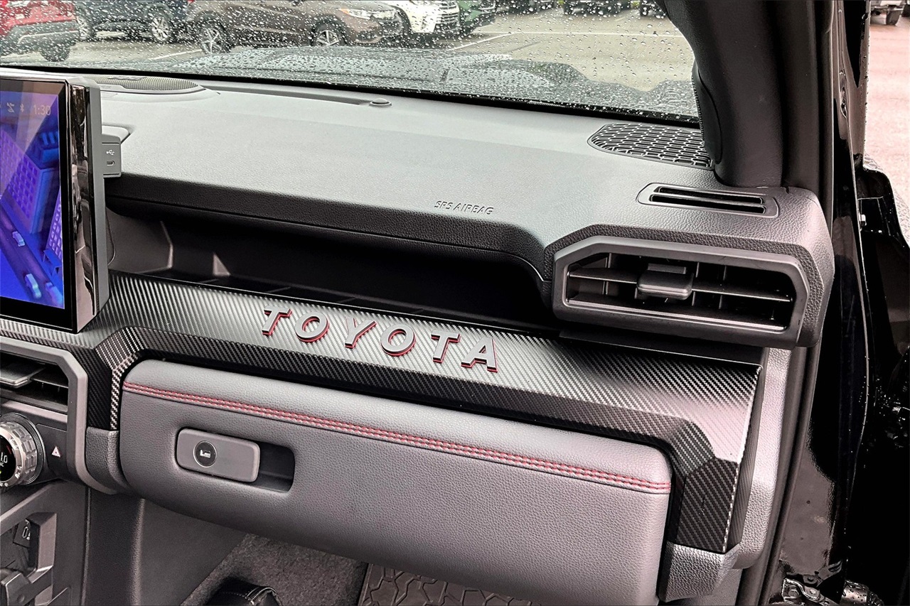 2025 Toyota Tacoma TRD Pro 4x4 photo 23