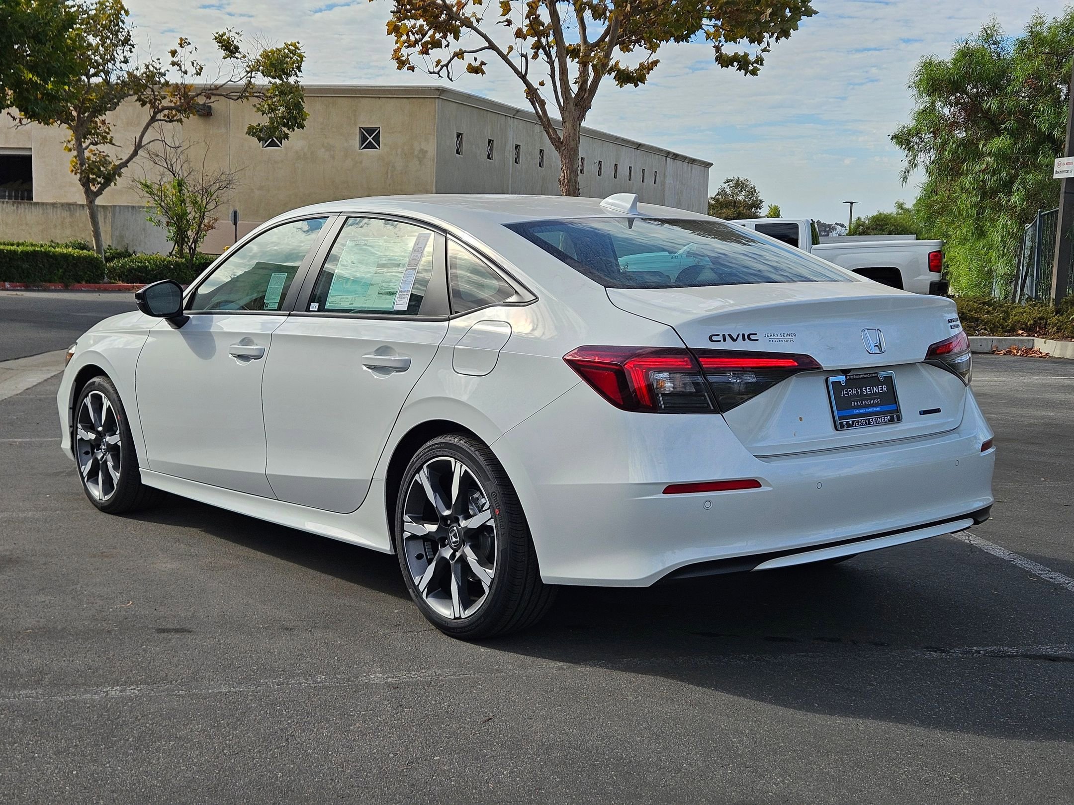 2026 Honda Civic Hybrid Sport Touring photo 3