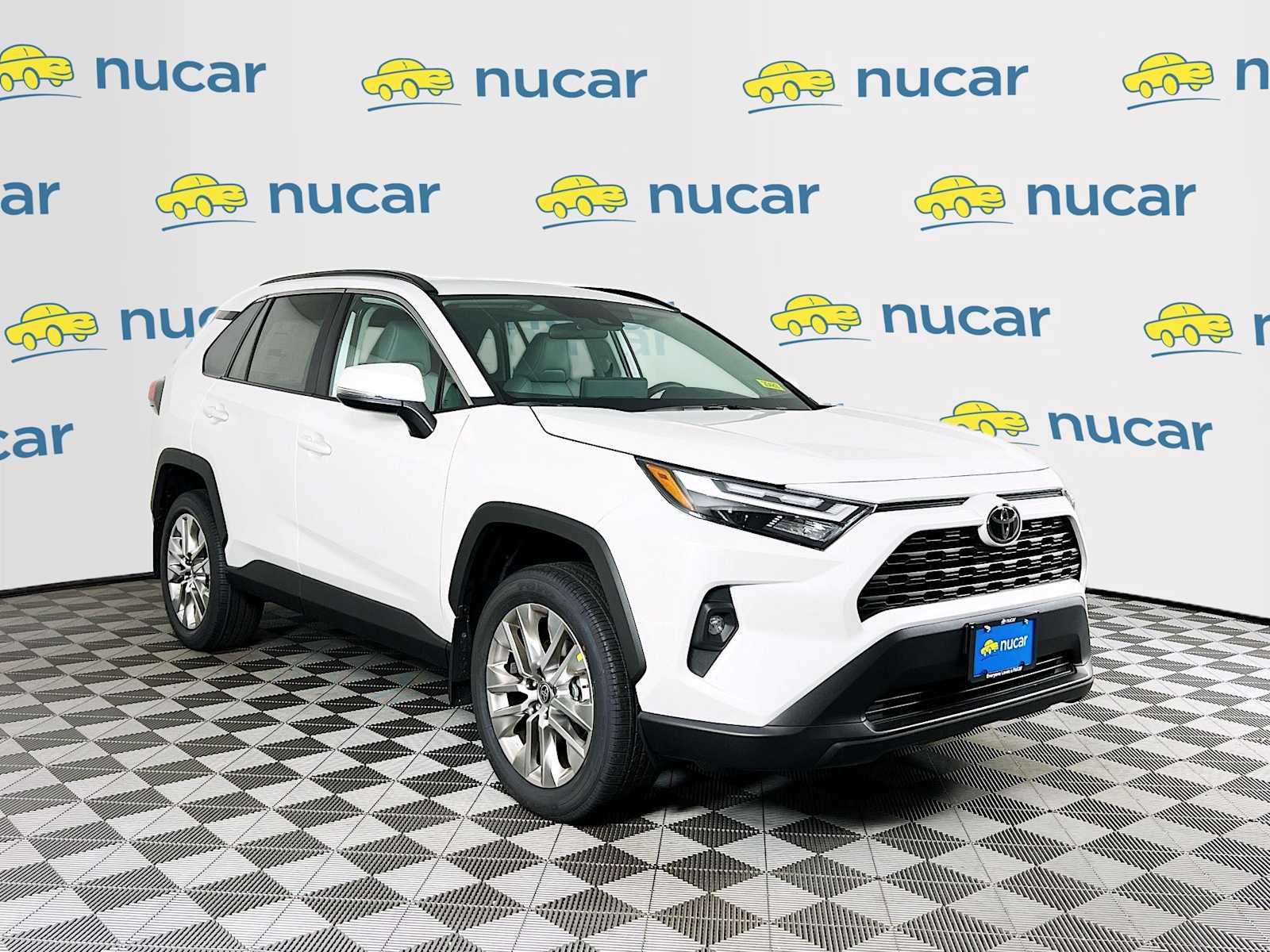 2025 Toyota RAV4 XLE Premium's photo