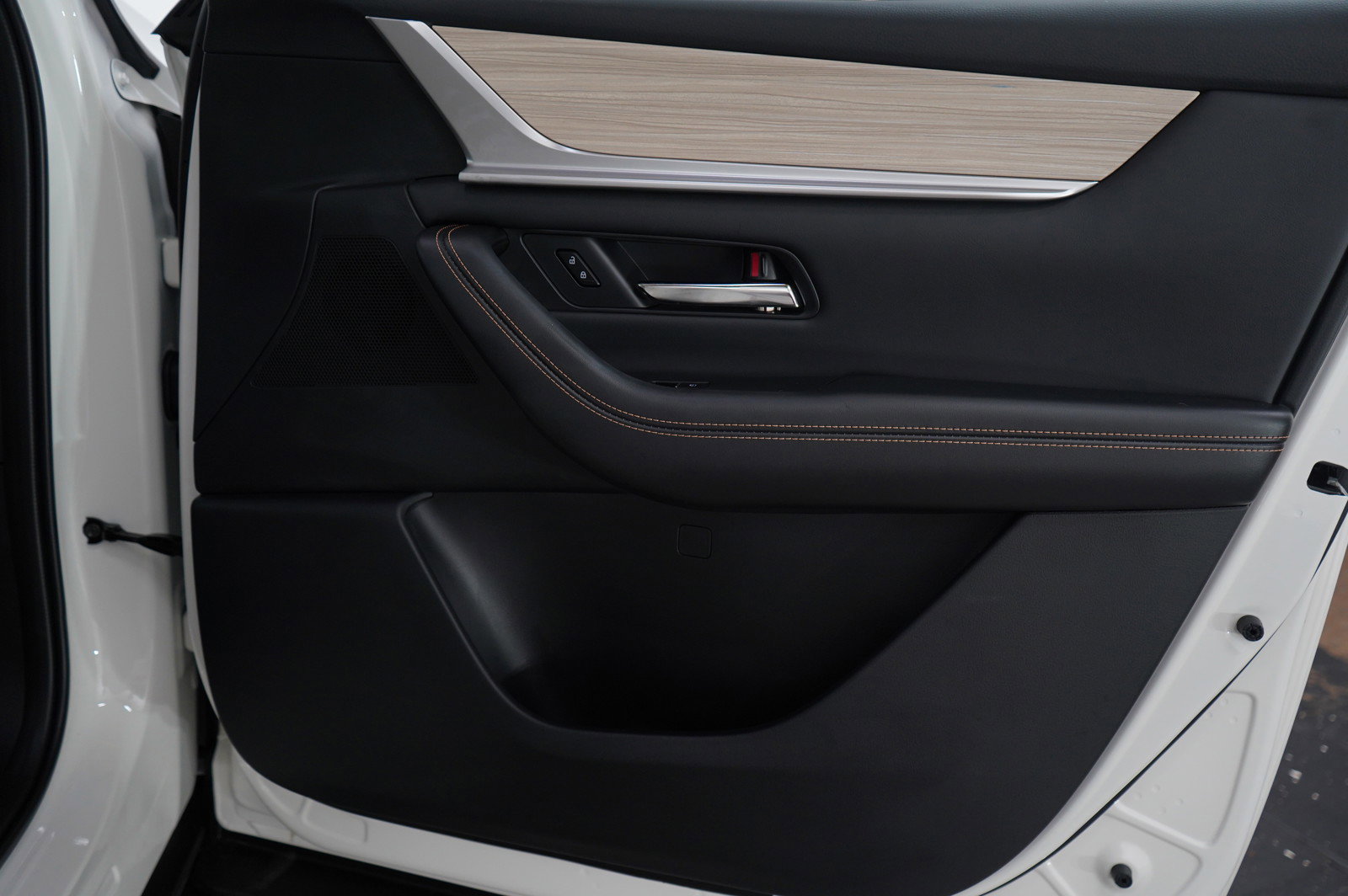 2024 Mazda CX-90 Preferred photo 9