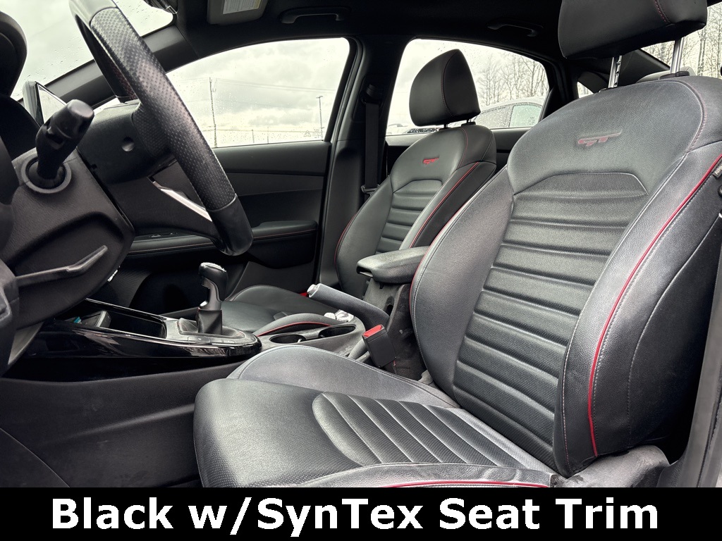 2022 Kia Forte GT photo 3