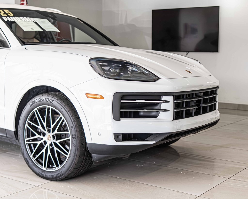 2025 PORSCHE CAYENNE - Image 3