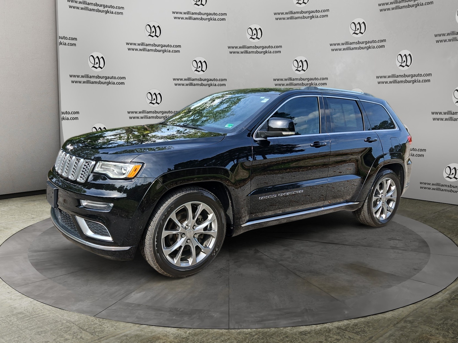 2020 Jeep Grand Cherokee Summit