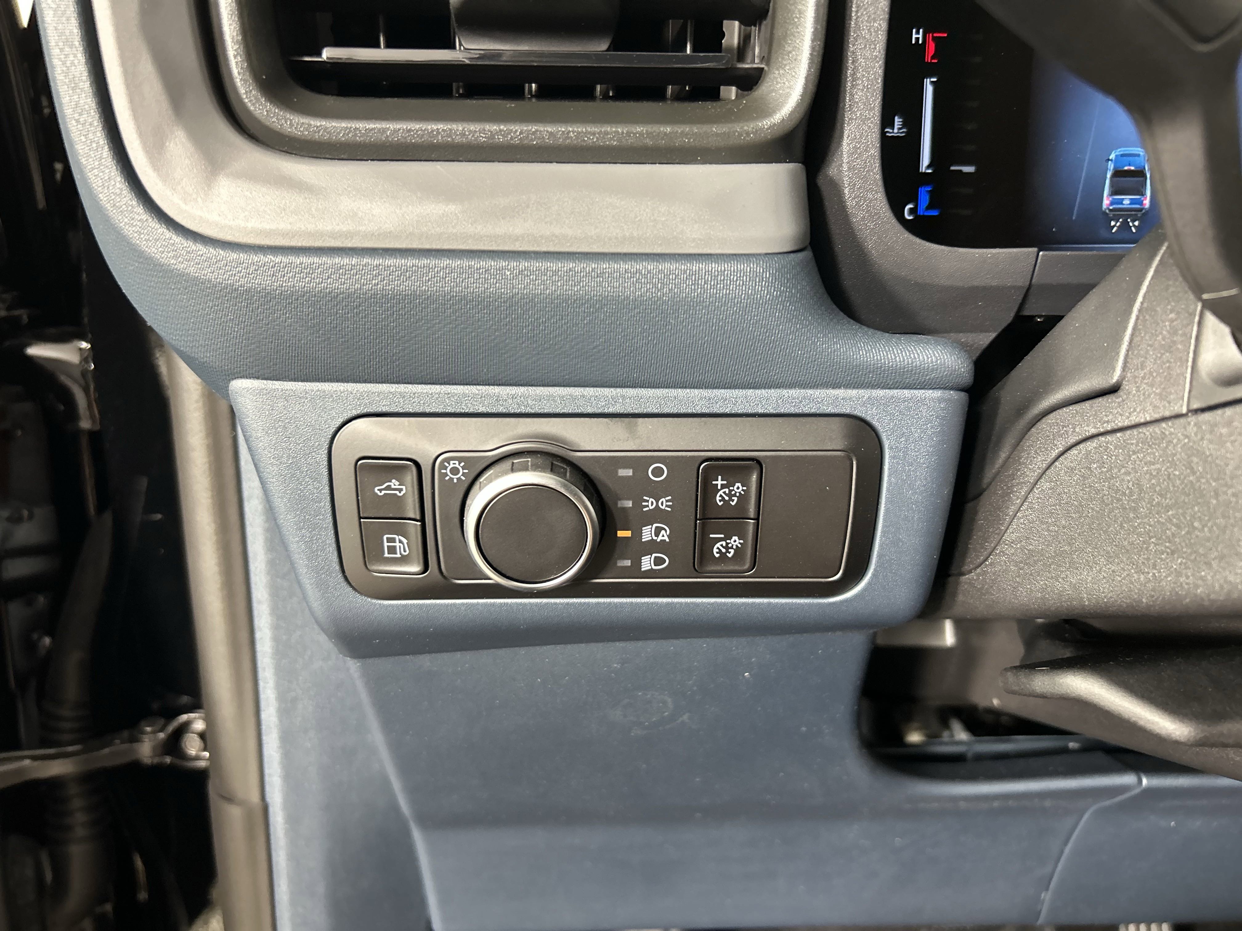 2025 Ford Maverick XL photo 24