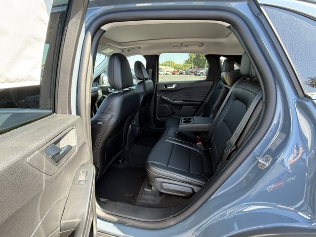 2025 Ford Escape Platinum photo 13