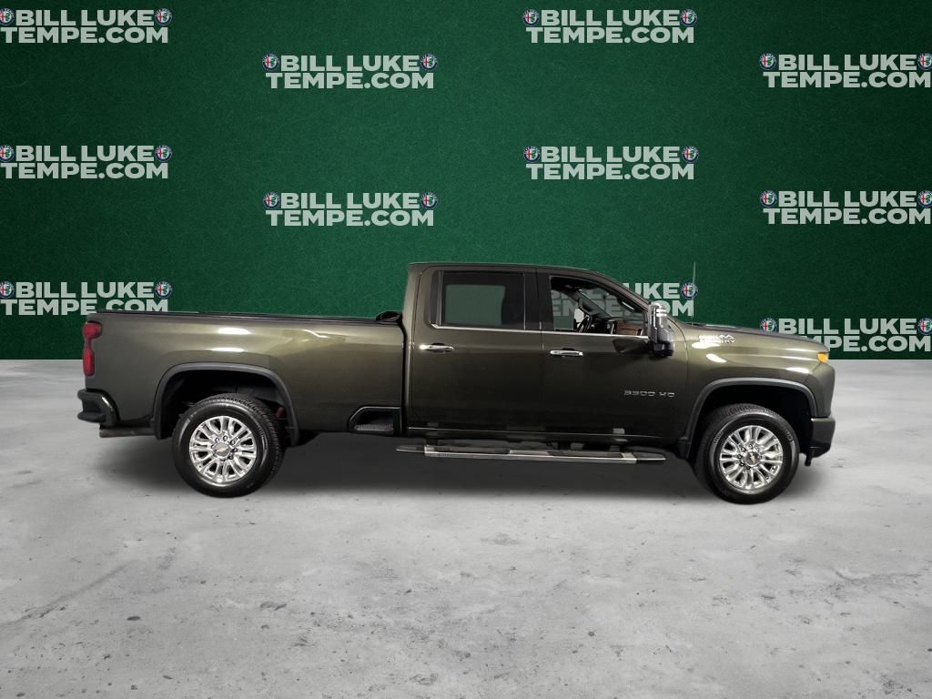 2023 Chevrolet Silverado 3500HD High Country photo 2