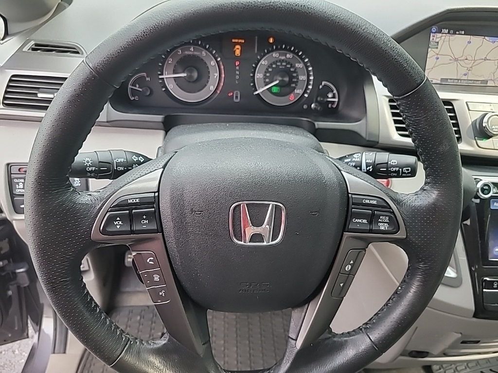 2015 Honda Odyssey Touring Elite photo 8