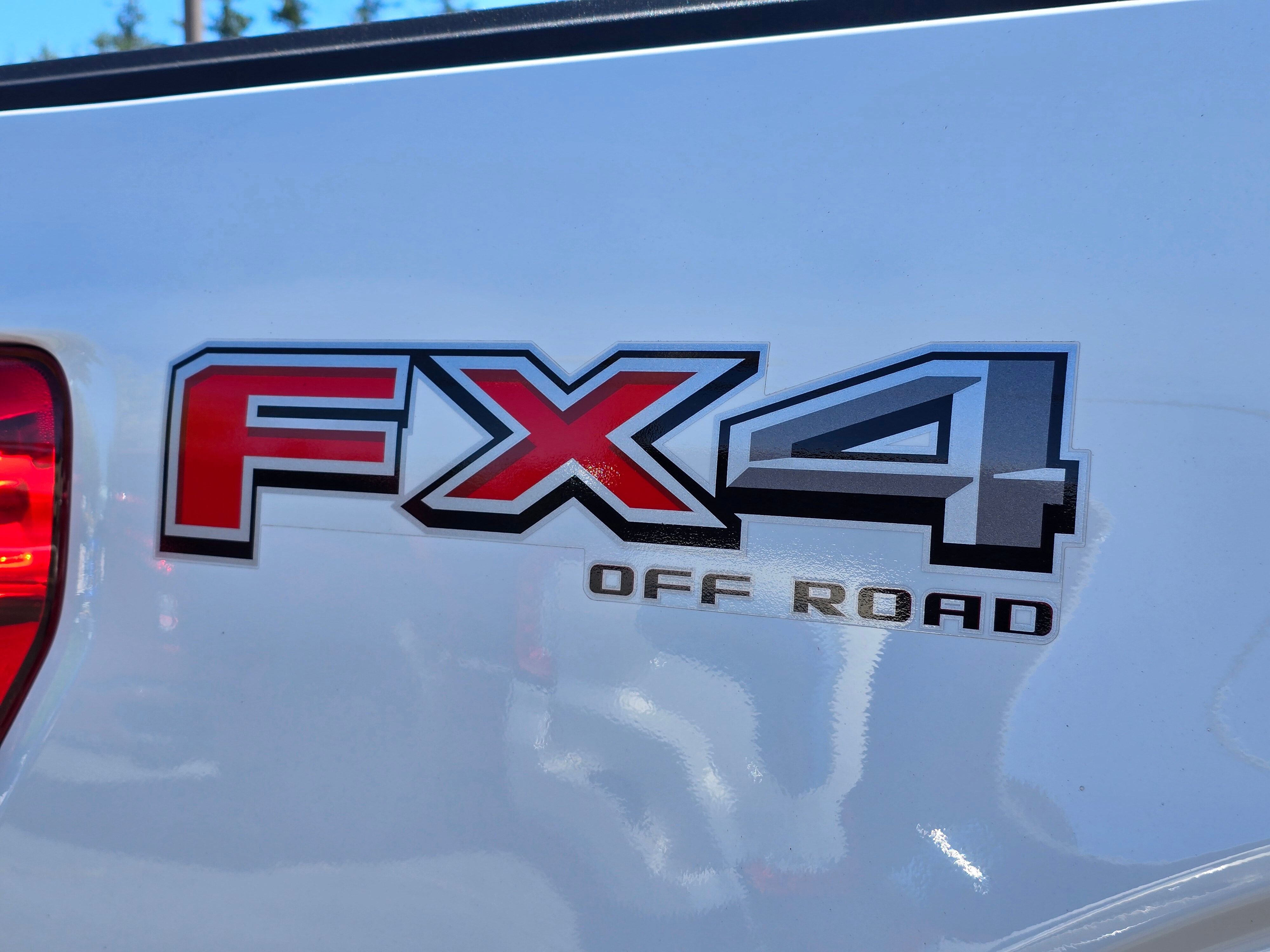2021 Ford F-150 XL photo 3