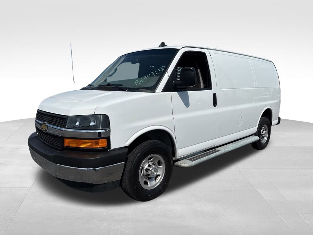 2023 Chevrolet Express Cargo 2500 photo 3