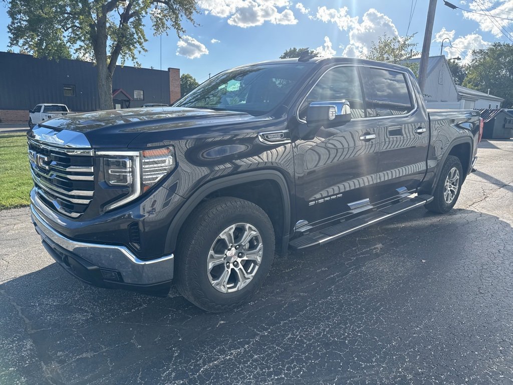 2024 Gmc Sierra 1500 SLT photo 3