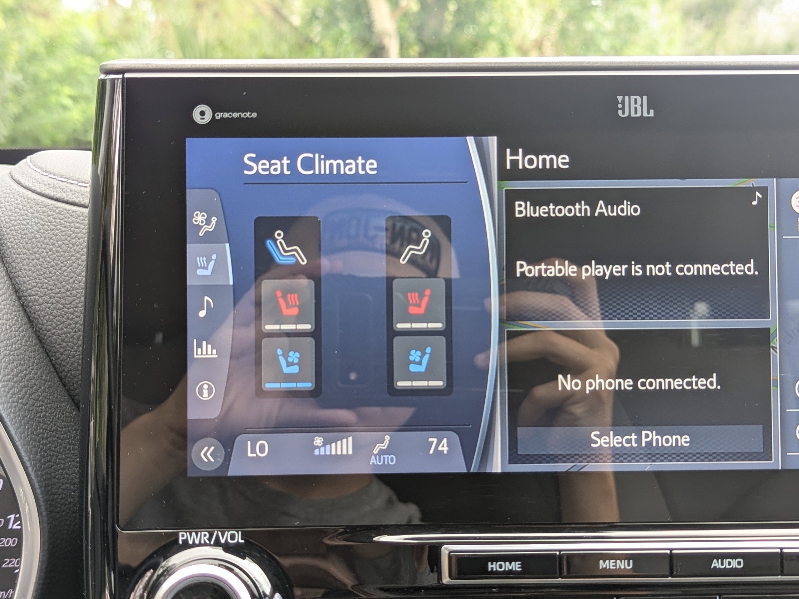 2020 Toyota Highlander Limited photo 26