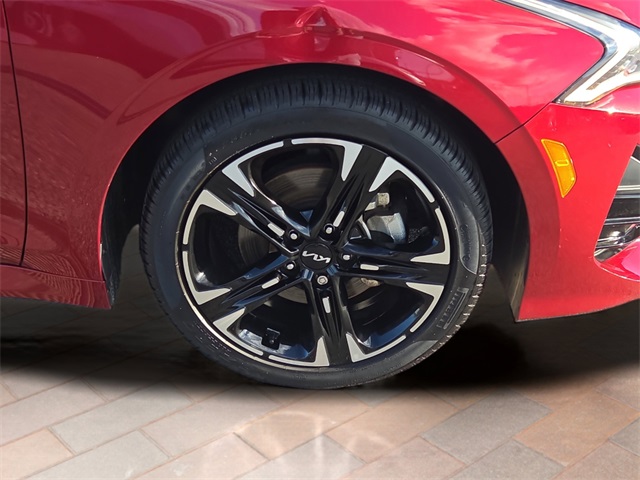 2022 Kia K5 GT-Line photo 19