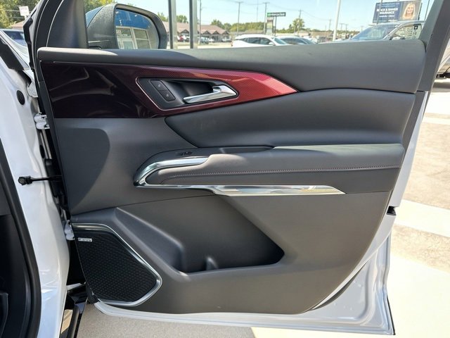 2026 Chevrolet Traverse RS photo 10