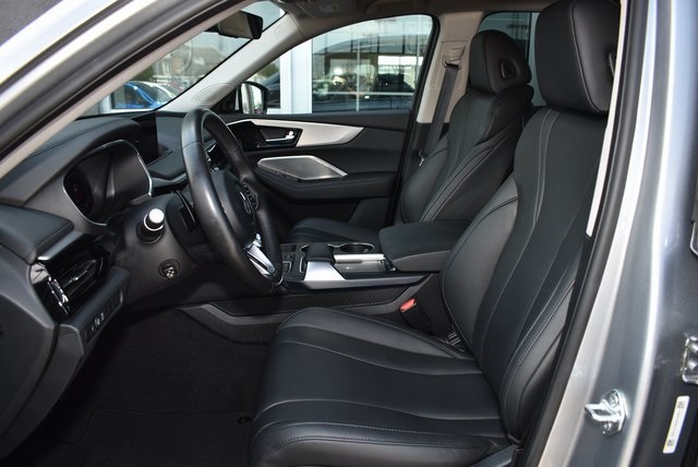 2024 Acura MDX SH-AWD photo 9