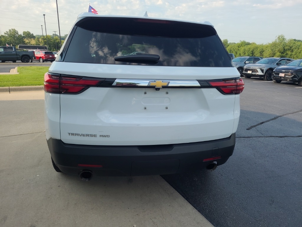 2022 Chevrolet Traverse LS photo 6