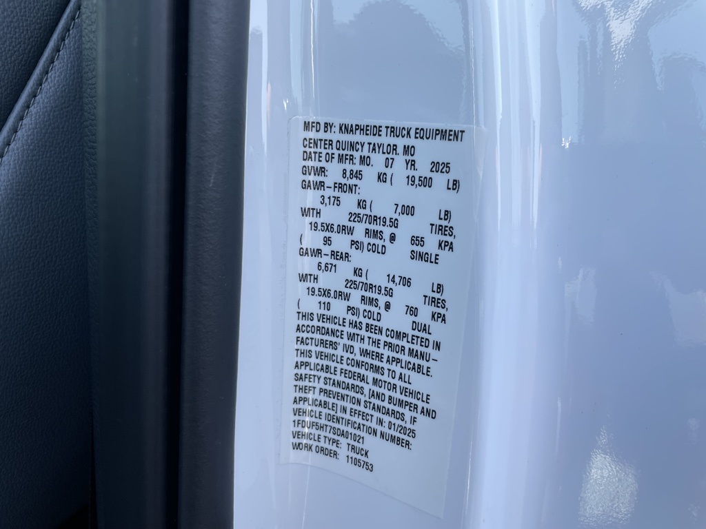 2025 Ford F-550 XL photo 44