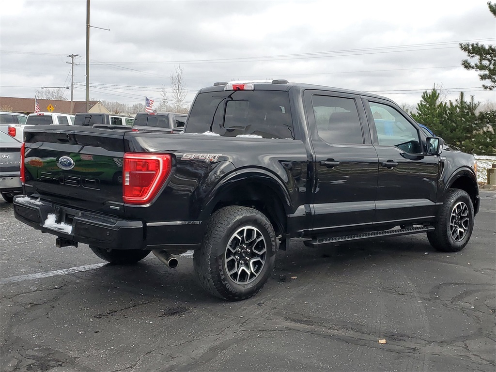 2023 Ford F-150 XLT photo 4