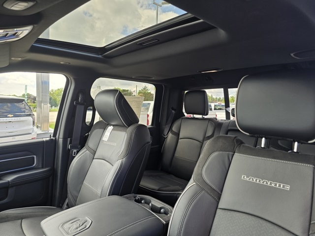 2025 Ram 2500 Laramie photo 22