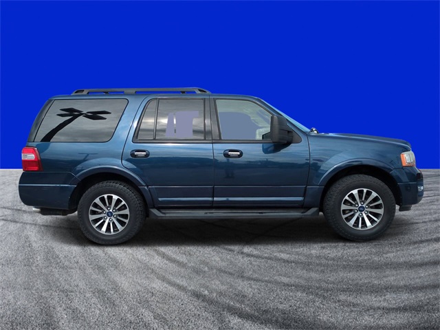 2017 Ford Expedition XLT photo 2