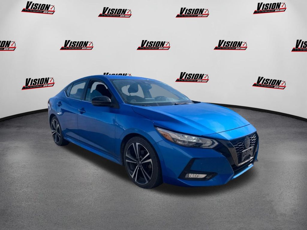 2021 Nissan Sentra SR photo 3