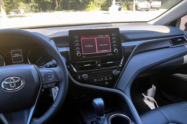 2023 Toyota Camry SE photo 6