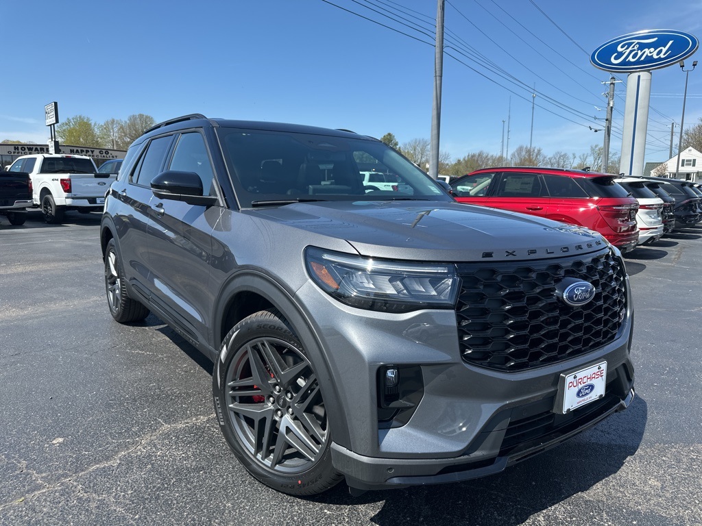 2025 Ford Explorer ST photo 3