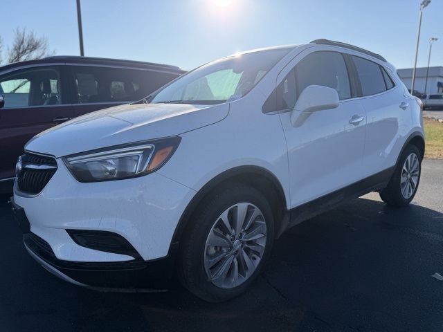 2020 Buick Encore Preferred photo 2