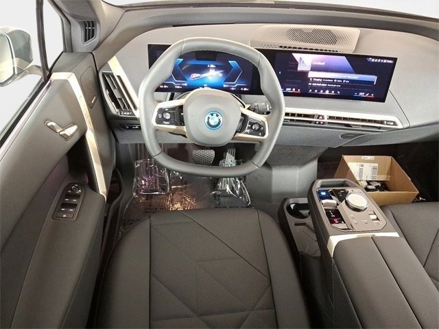 2025 Bmw iX photo 9