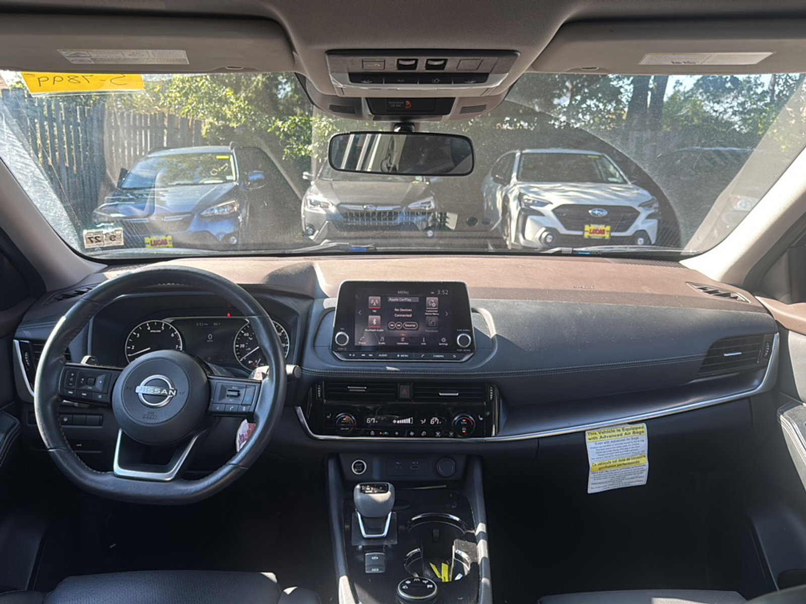 2022 Nissan Rogue SV photo 4