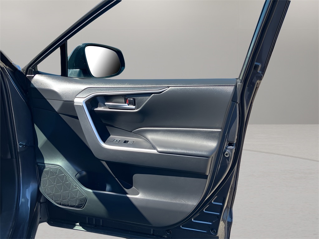 2023 Toyota RAV4 Hybrid XLE Premium photo 27