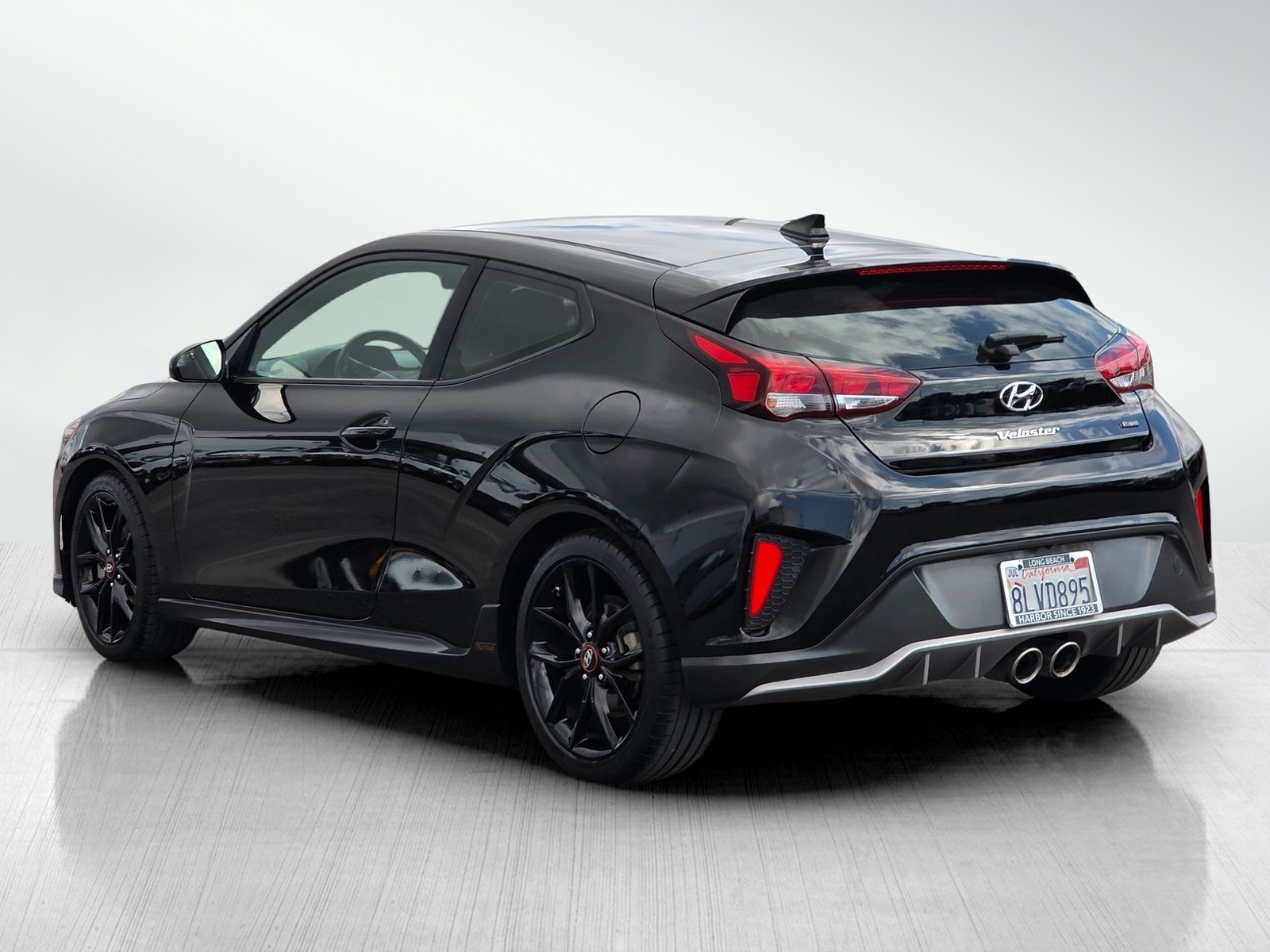2019 Hyundai Veloster Turbo R-Spec photo 5