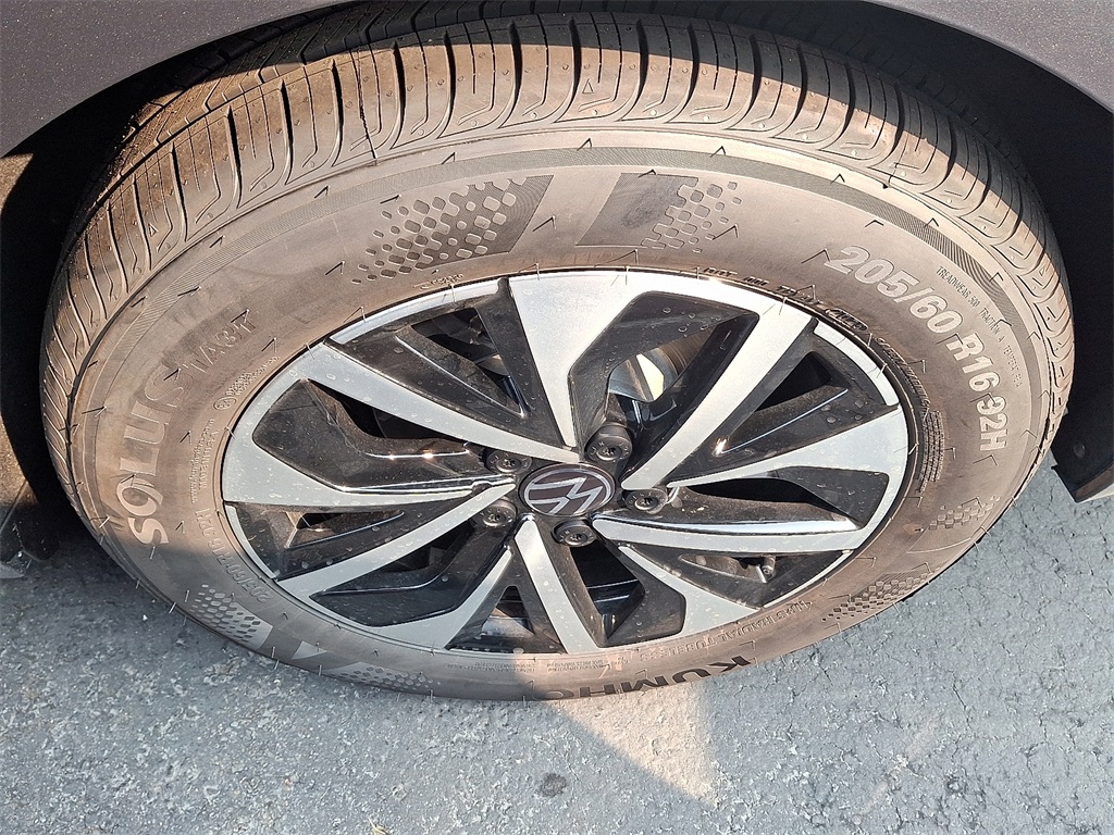 2025 Volkswagen Jetta 1.5T S photo 2