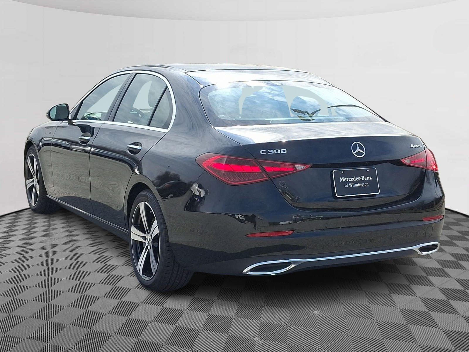2025 Mercedes Benz C 300 4MATIC photo 3