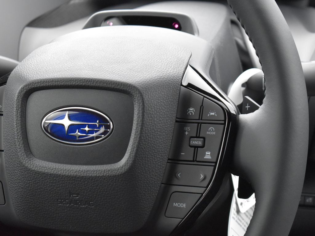 2025 Subaru Solterra Premium photo 14