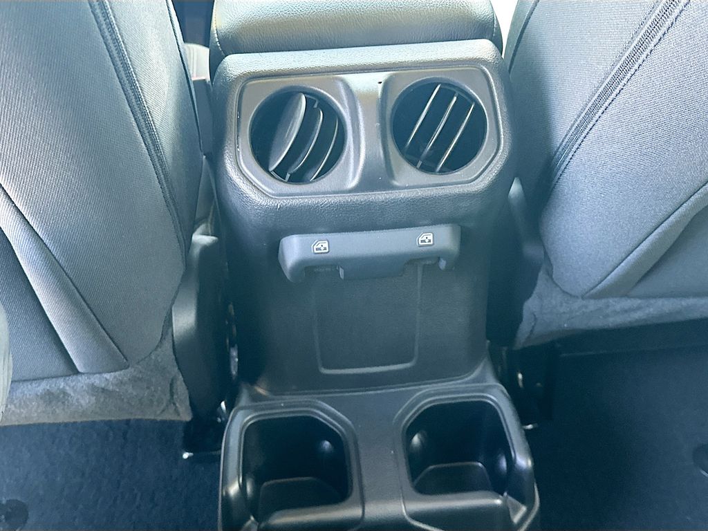 2022 Jeep Wrangler Unlimited High Tide photo 20