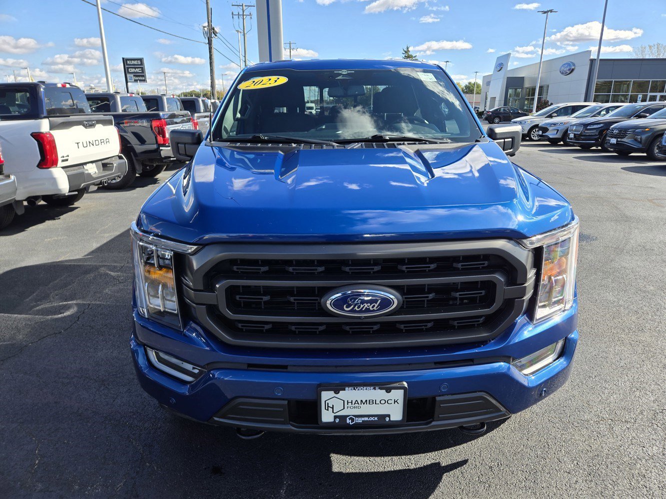 2023 Ford F-150 XLT photo 2
