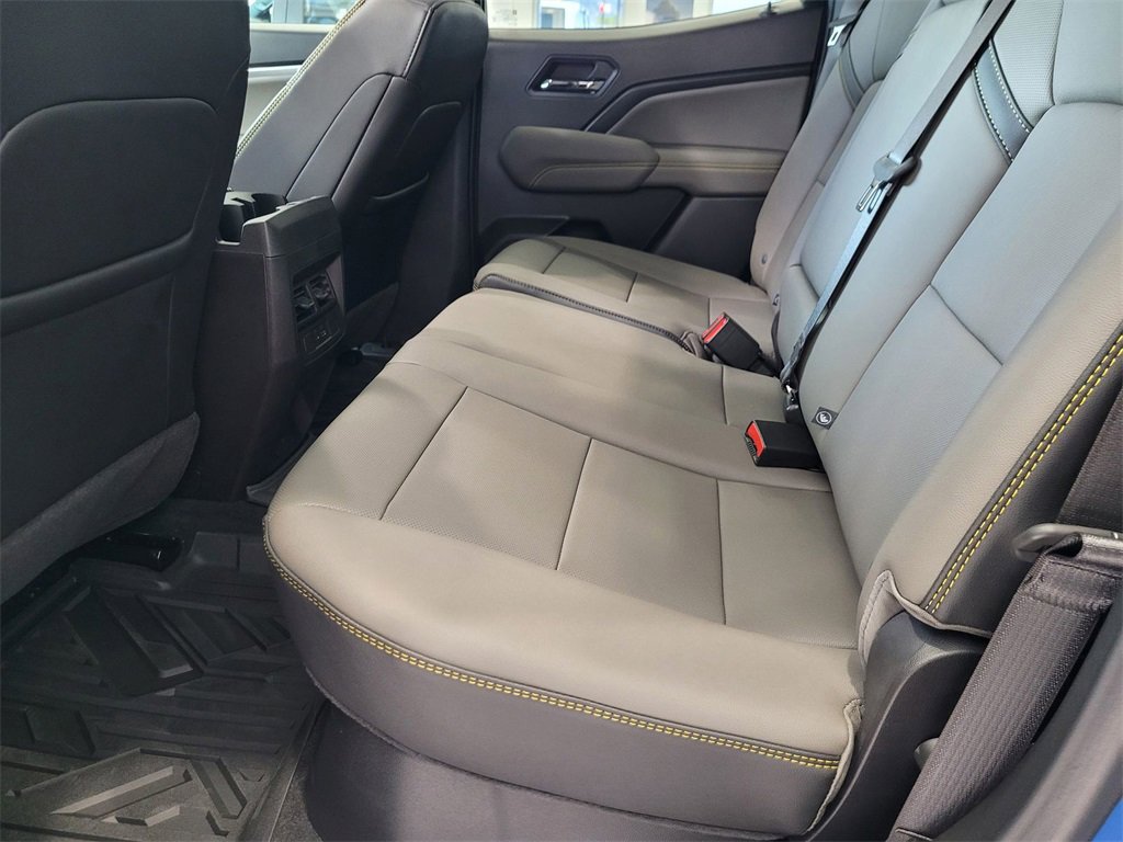 2026 Chevrolet Colorado ZR2 photo 4
