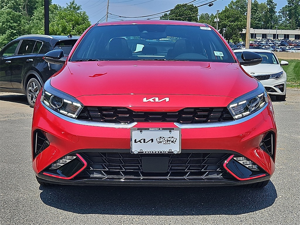 2024 Kia Forte GT-Line photo 2