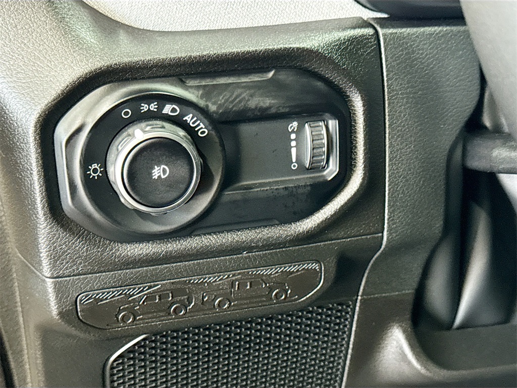2025 Jeep Wrangler Sport S photo 10