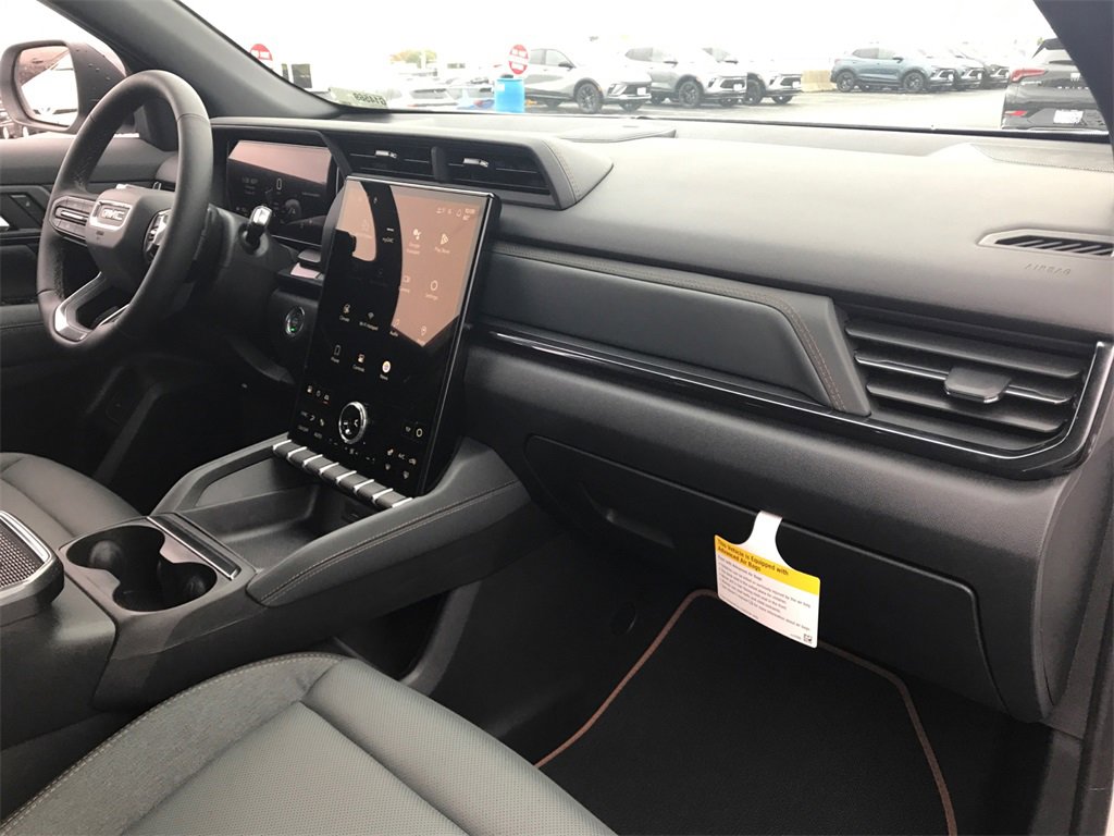 2026 GMC TERRAIN - Image 36