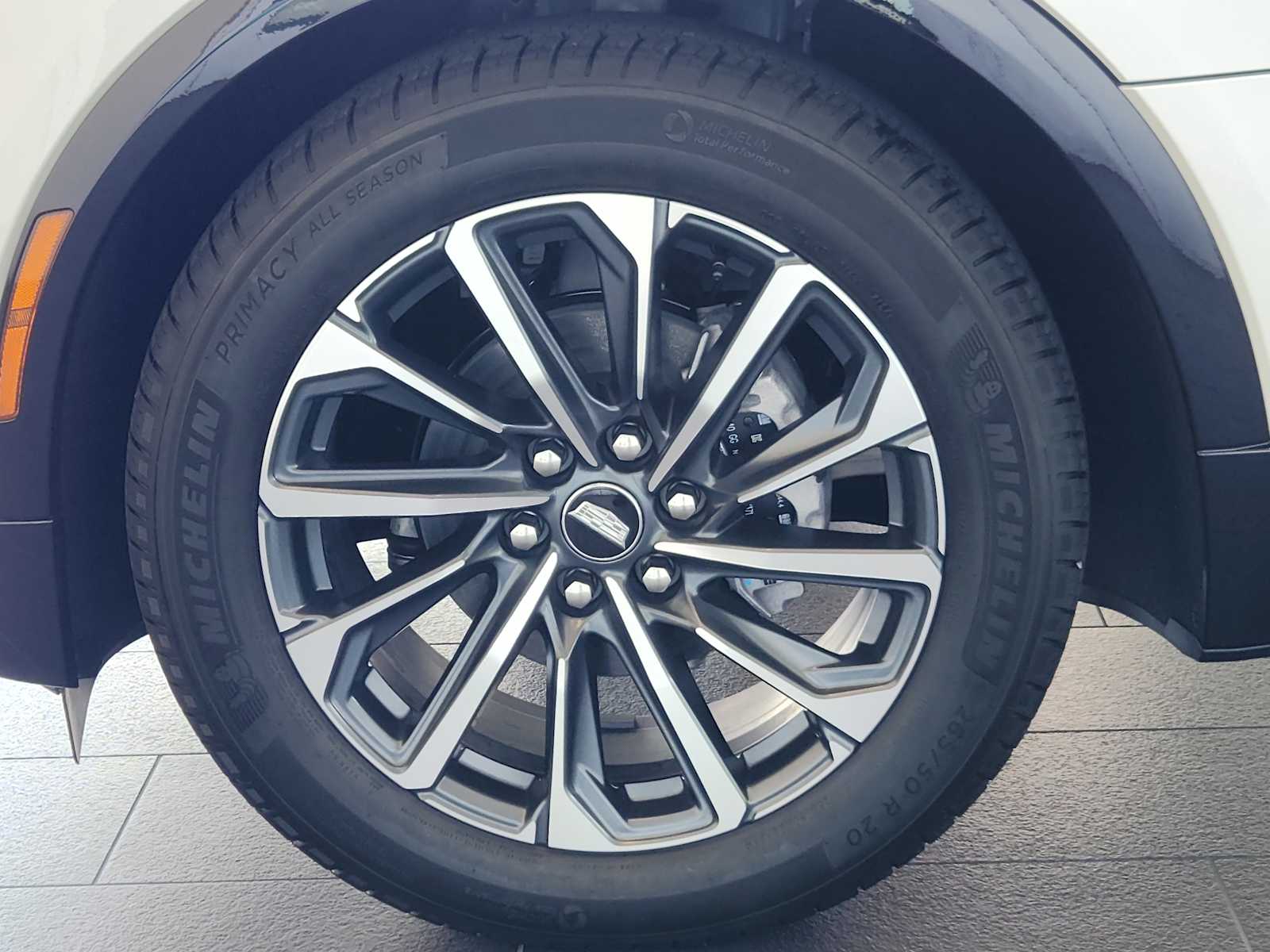 2025 Cadillac Lyriq Sport photo 7