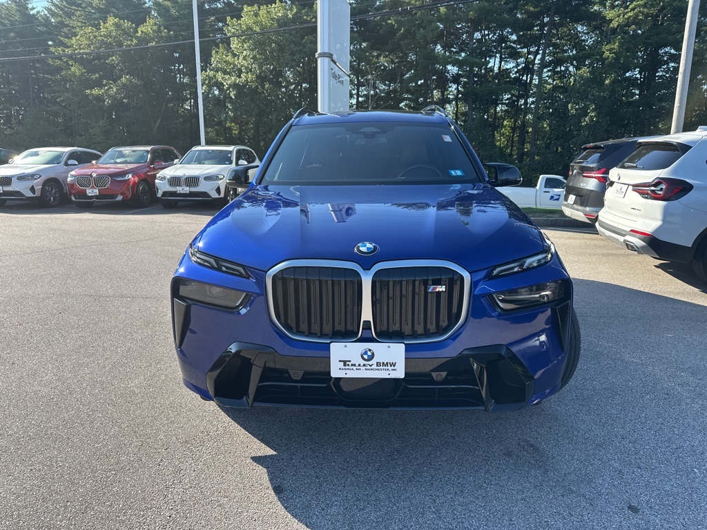 2025 Bmw X7 M60i photo 2