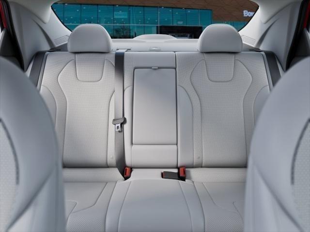 2025 Hyundai Elantra Limited photo 2