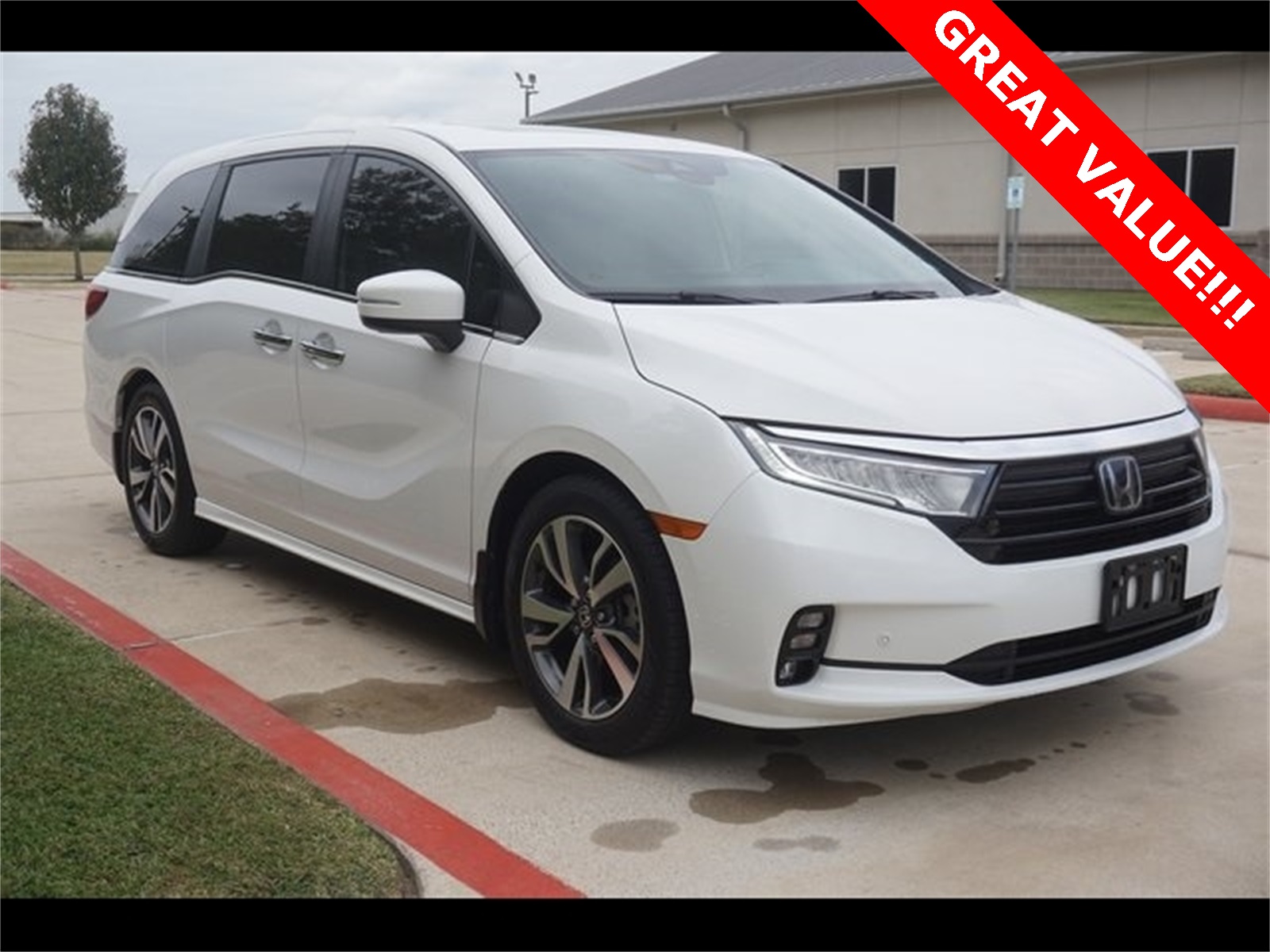 2023 Honda Odyssey Touring's photo