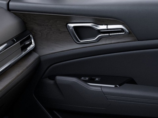 Used 2024 Wolf Gray Kia X-Line image 25