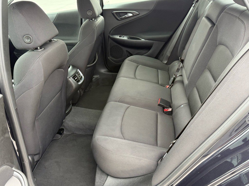 2023 Chevrolet Malibu 1LT photo 14