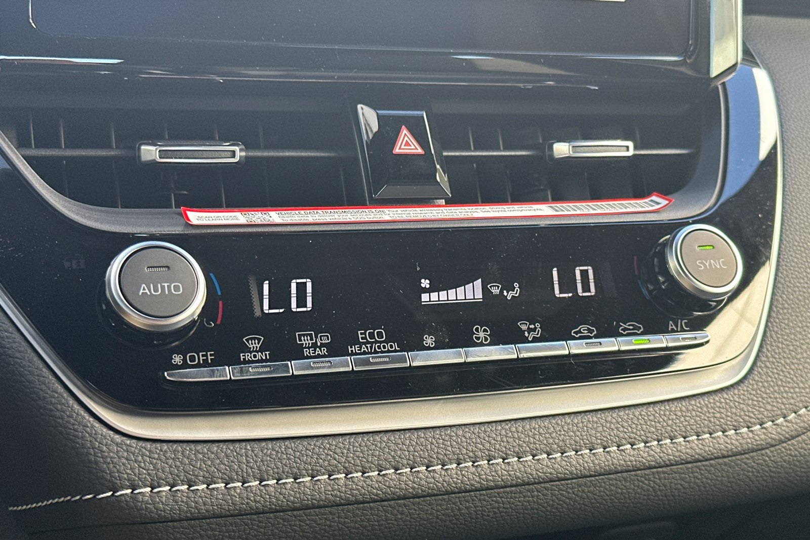 2025 Toyota Corolla XSE photo 21